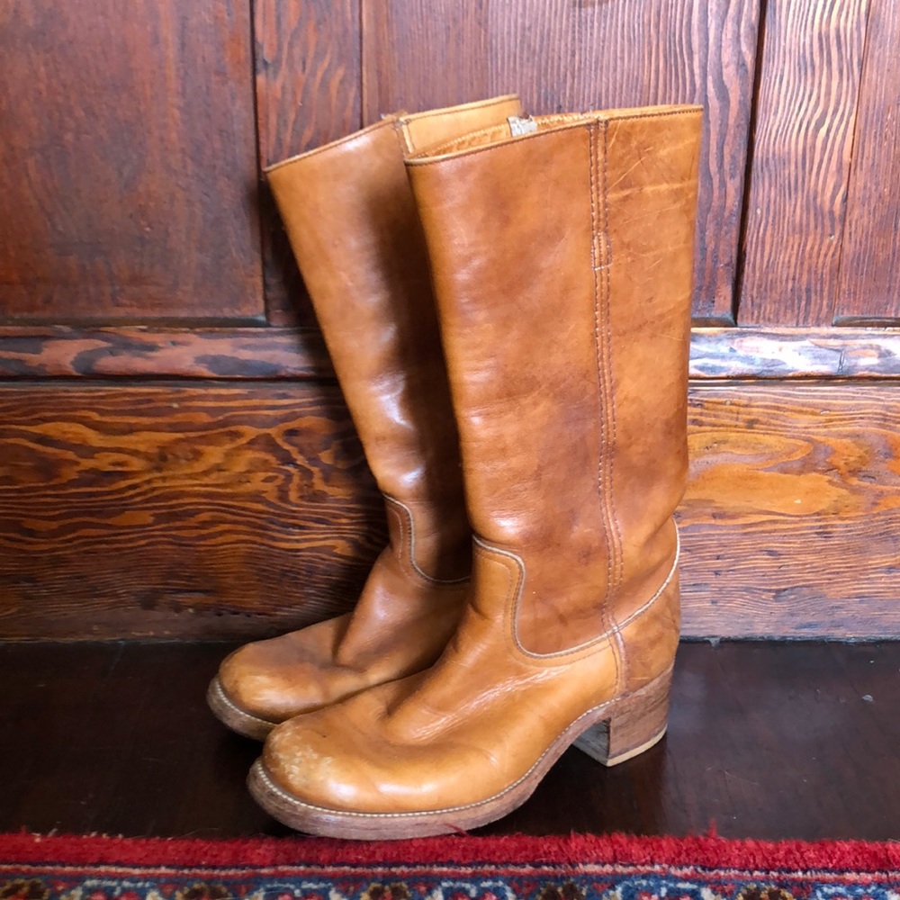 Size 8.5 Men’s / 10 Women’s Vintage Frye Campus Boot